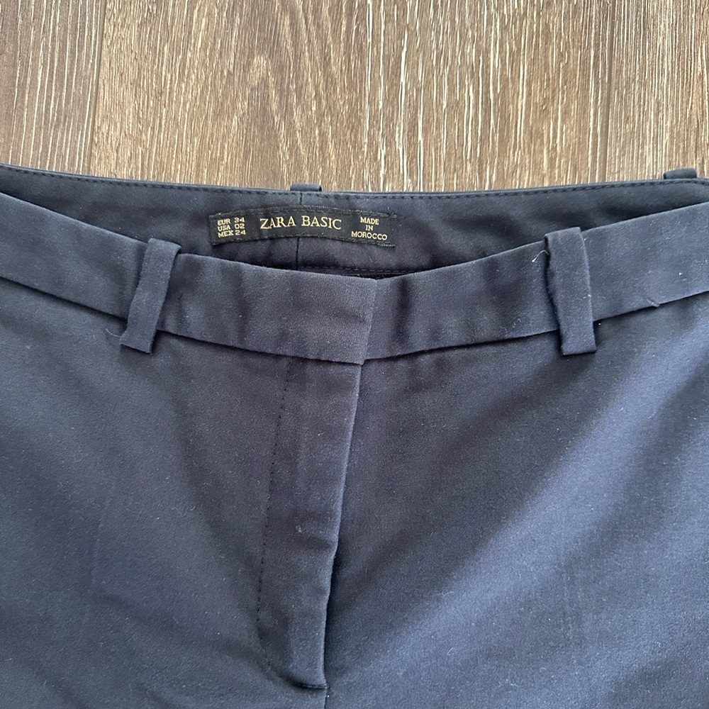 [•Zara•] Navy cropped pants - Picture 3 of 6